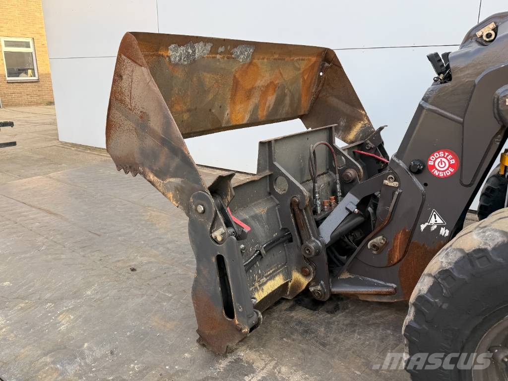 Mecalac AS900 - Bucket + Forks / Mecalac Kolesni nakladalci