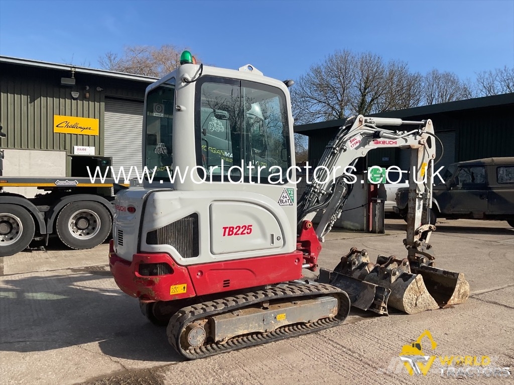 Takeuchi TB 225 Minigravere <7t