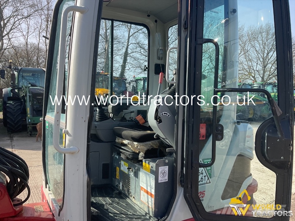 Takeuchi TB 225 Minigravere <7t