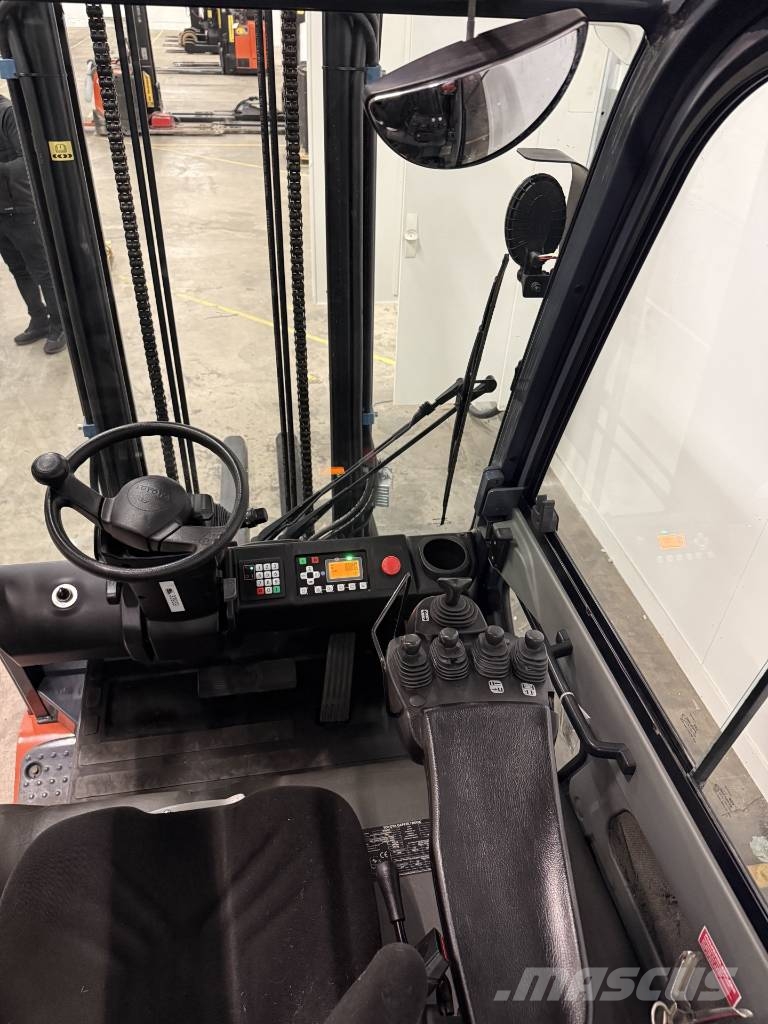 Toyota truck 8FBMT35 Elmotviktstruckar