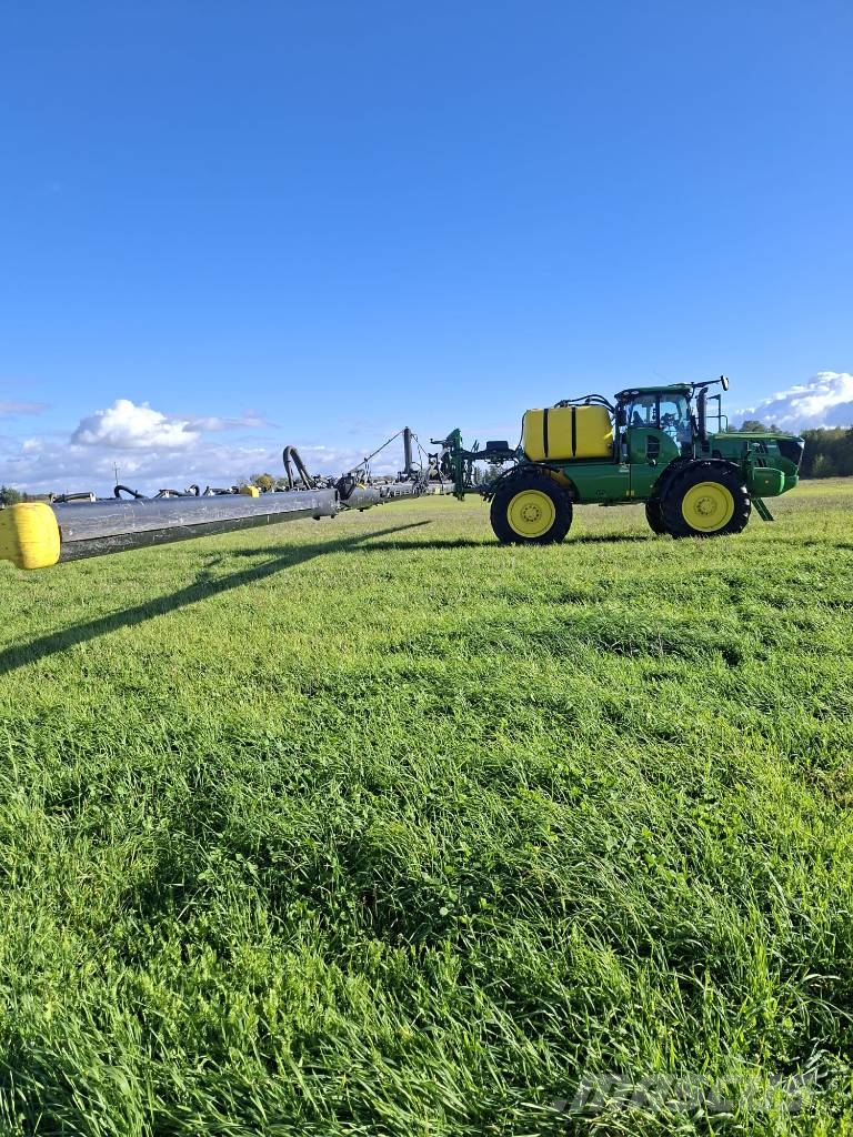John Deere R4150i Self-propelled sprayers