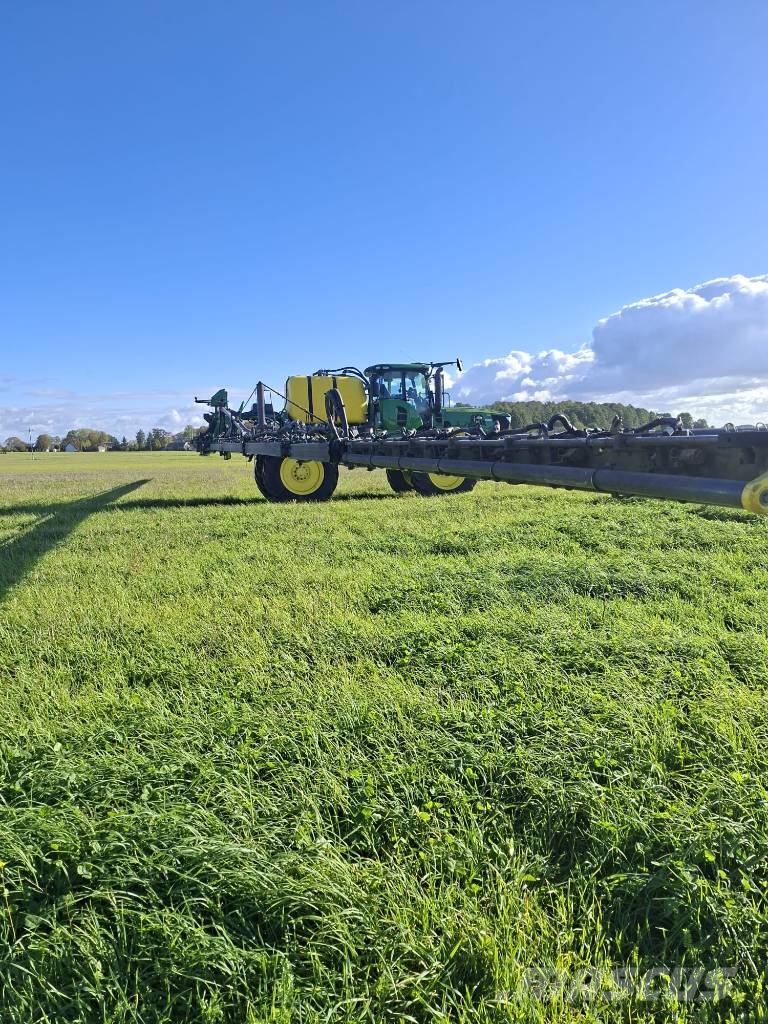John Deere R4150i Self-propelled sprayers