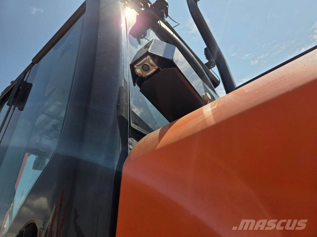 Hitachi ZX 210 LC-6, 7.784h, QIL QUICK+3 buckets Rupsgraafmachines