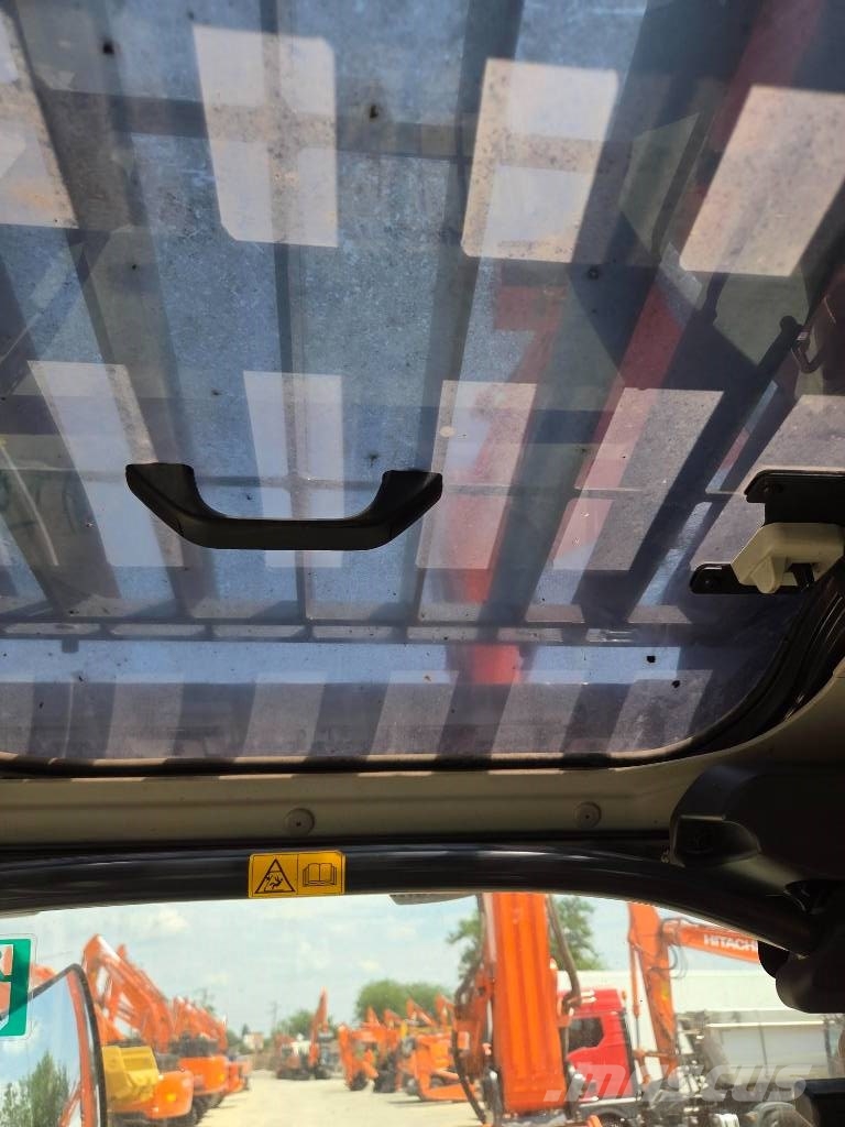 Hitachi ZX 210 LC-6, 7.784h, QIL QUICK+3 buckets Rupsgraafmachines