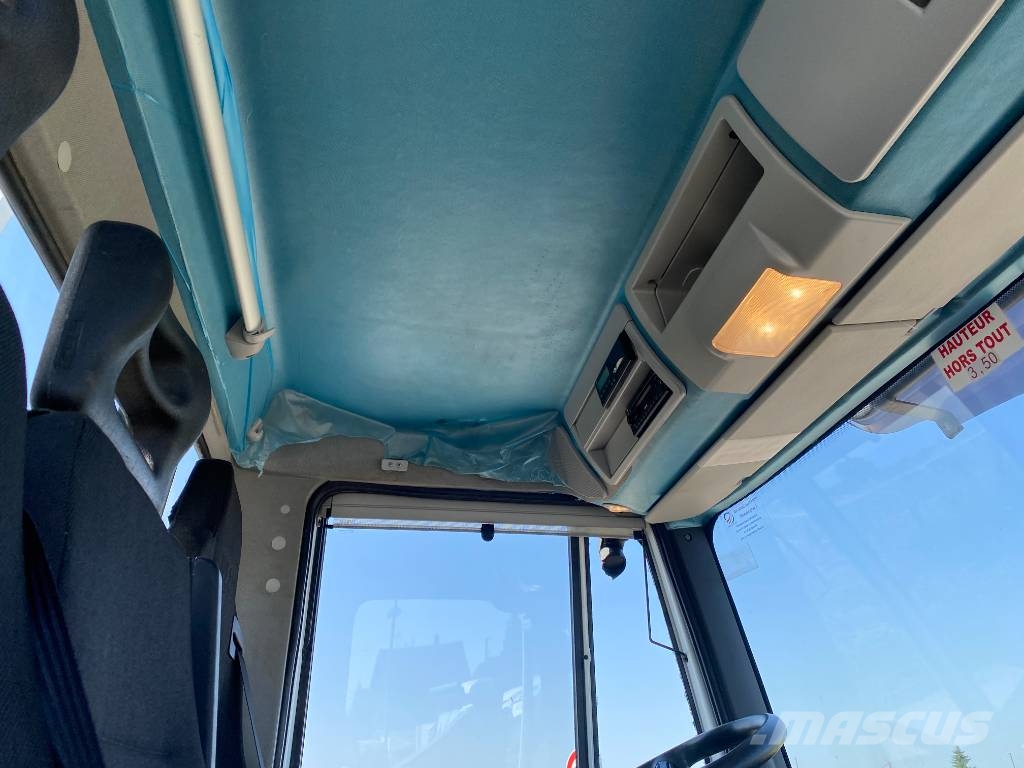 Iveco EUROCARGO 140-250/TELECOM20-HEP endommagée Instalatii de forare ancorate