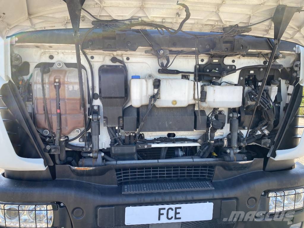 Iveco EUROCARGO 140-250/TELECOM20-HEP endommagée Instalatii de forare ancorate