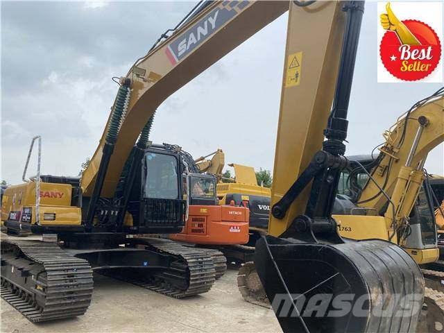 Sany SY 215 C حفارات زحافة