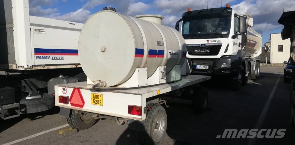 MOS NUNC 65 - nákladní traktorový cisternový přívě Tankwagen