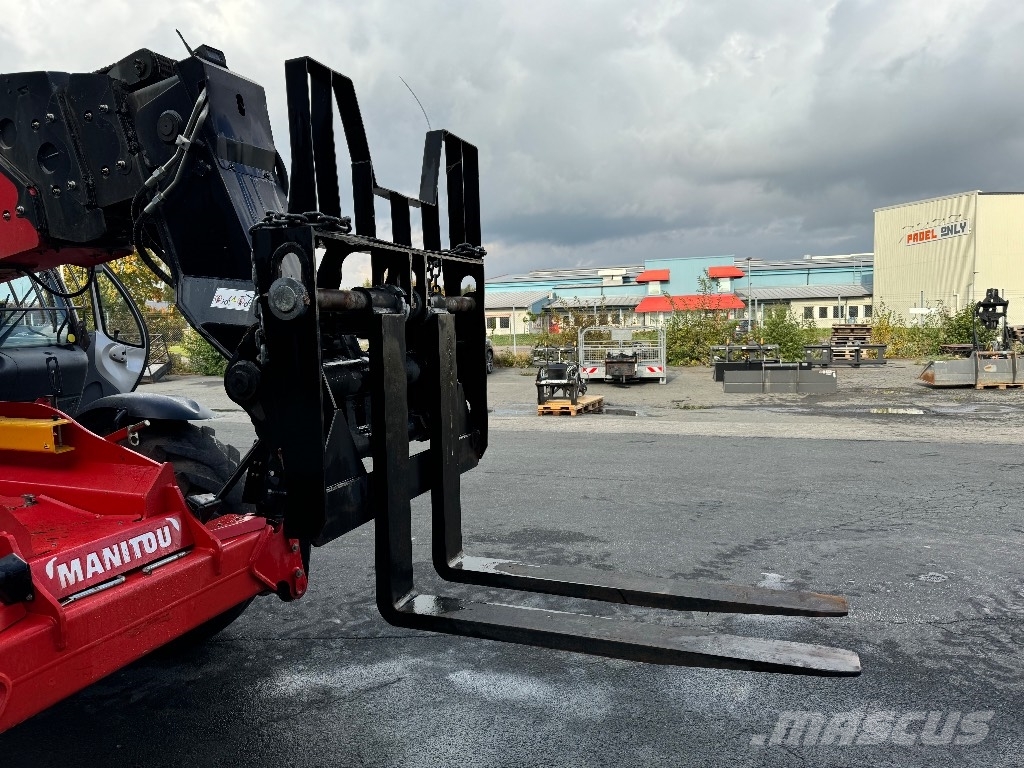 Manitou Pallgafflar teleskoplastare Telescopic handlers