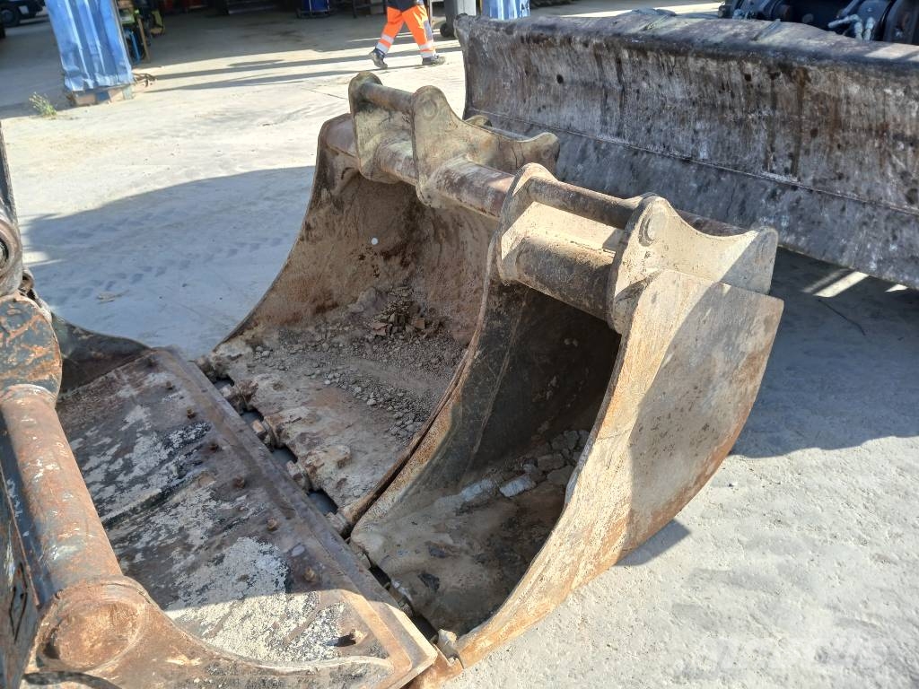 Volvo EWR 150 E Wielgraafmachines