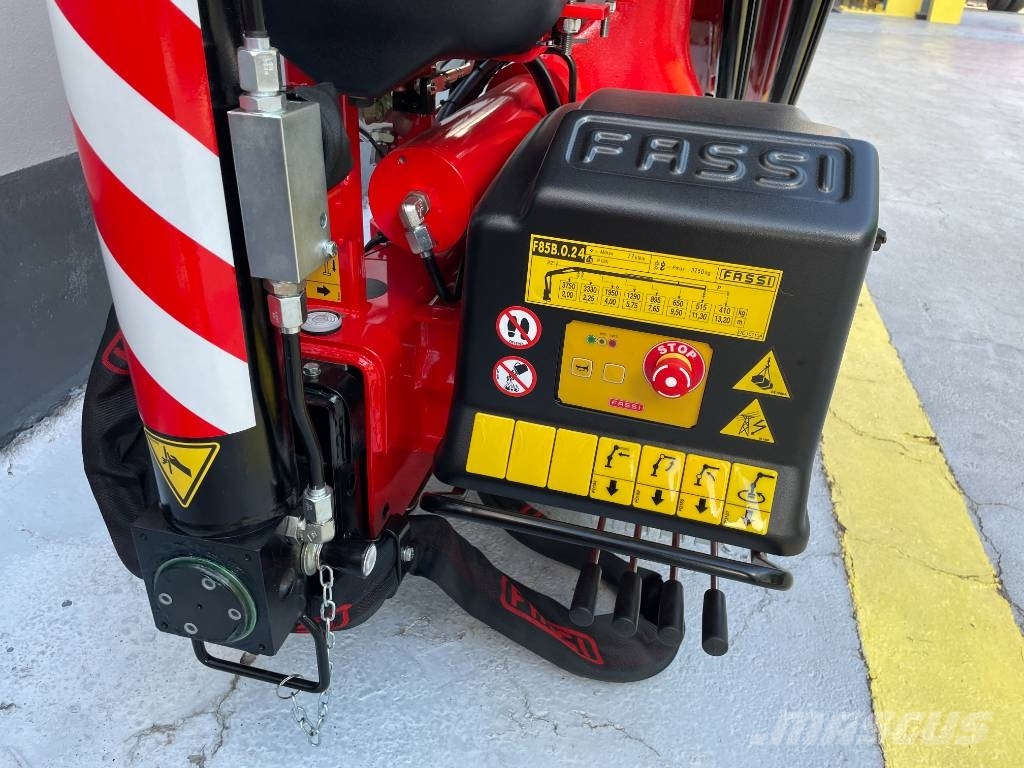 Fassi F85B.0.24 Ladekrane