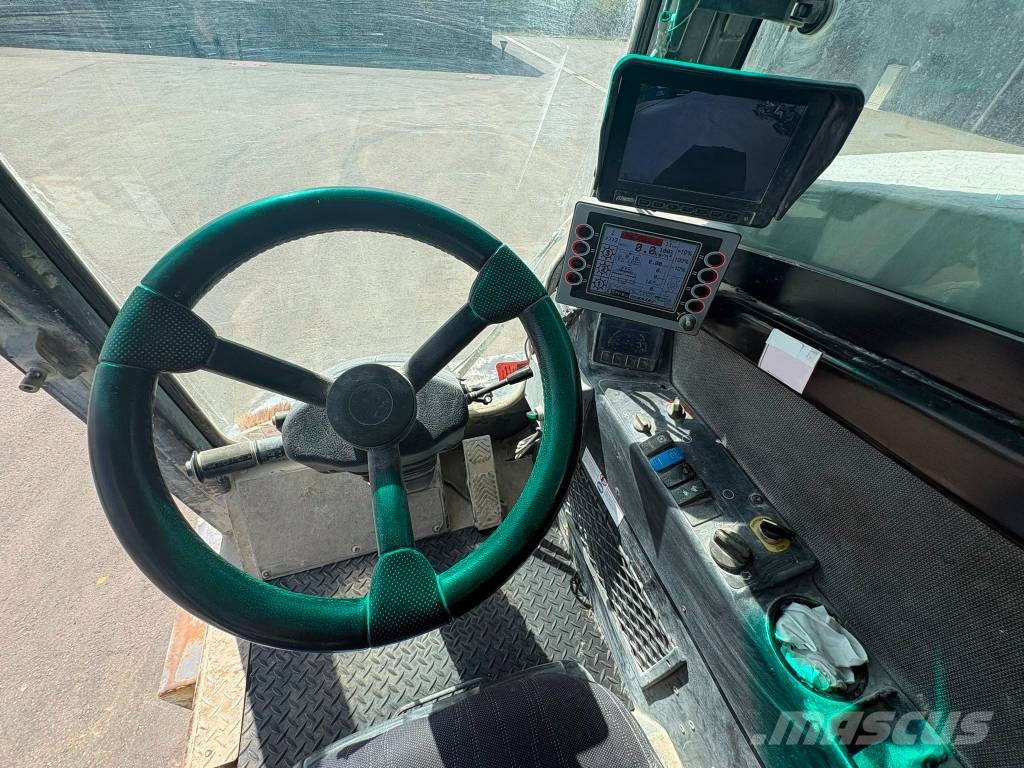 Streumaster SW 16 MC Asphalt recycling