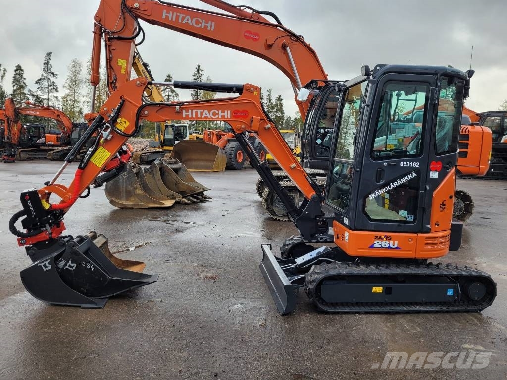 Hitachi ZX 26 U - mini excavators < 7t (Mini diggers) for rent