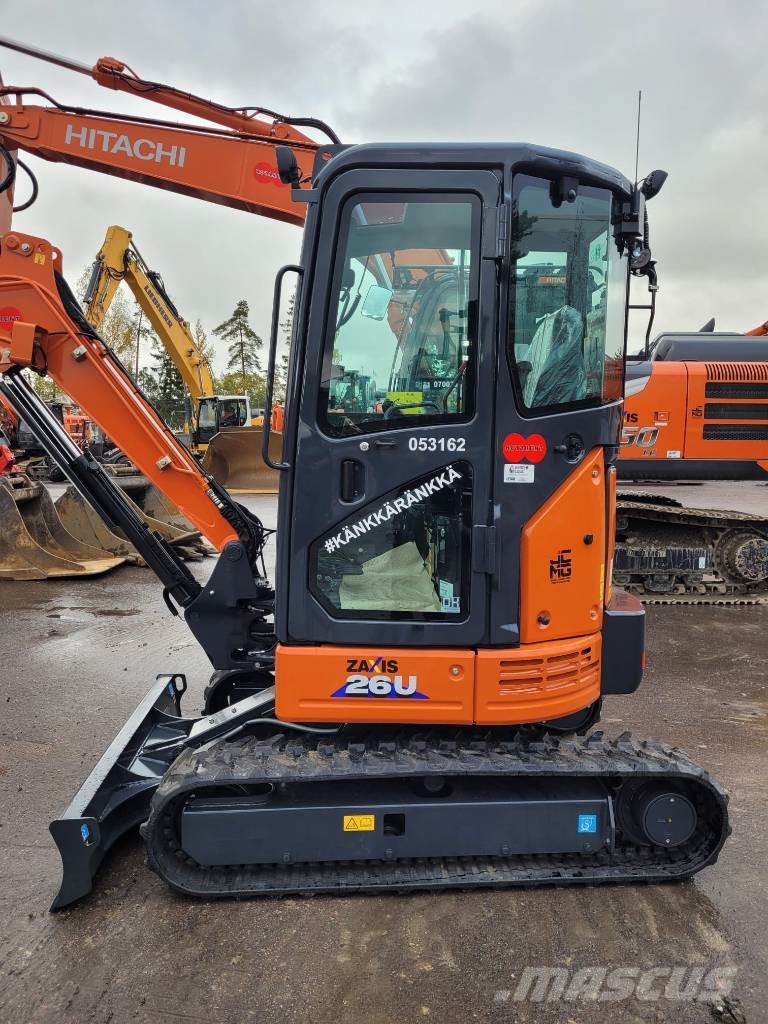 Hitachi ZX 26 U - mini excavators < 7t (Mini diggers) for rent