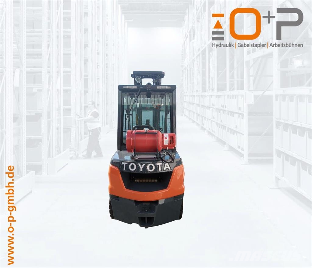 Toyota 02-8FGJF35 Περονοφόρα ανυψωτικά κλαρκ με φυσικό αέριο LPG
