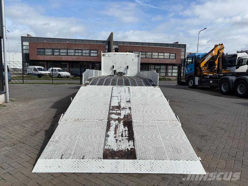 Renault D 12,240 + HYDRAULIC RAMPS + WINCH 5400 KG + EURO Evakuatori