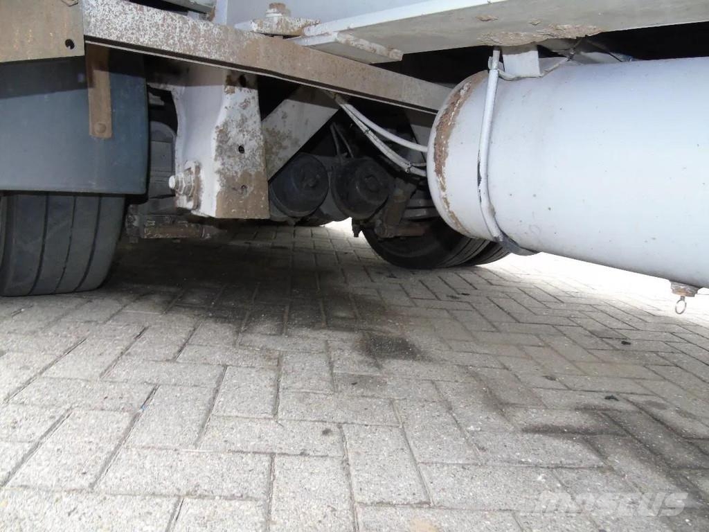 LAG 3 AXLE Flatbed römorklar