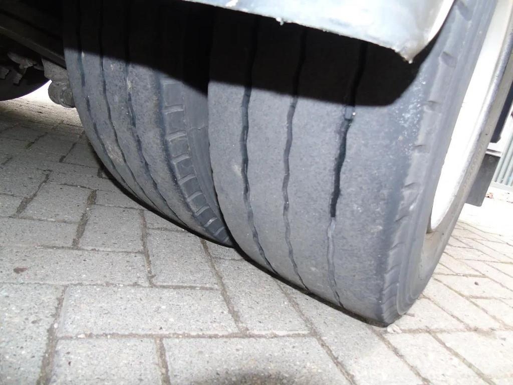LAG 3 AXLE Flatbed römorklar