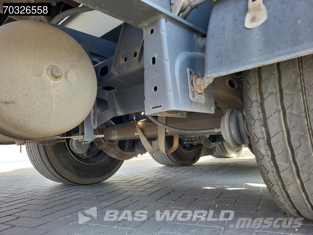 Kässbohrer CS APK 10/26 Lift Axle Stack Containerchassis