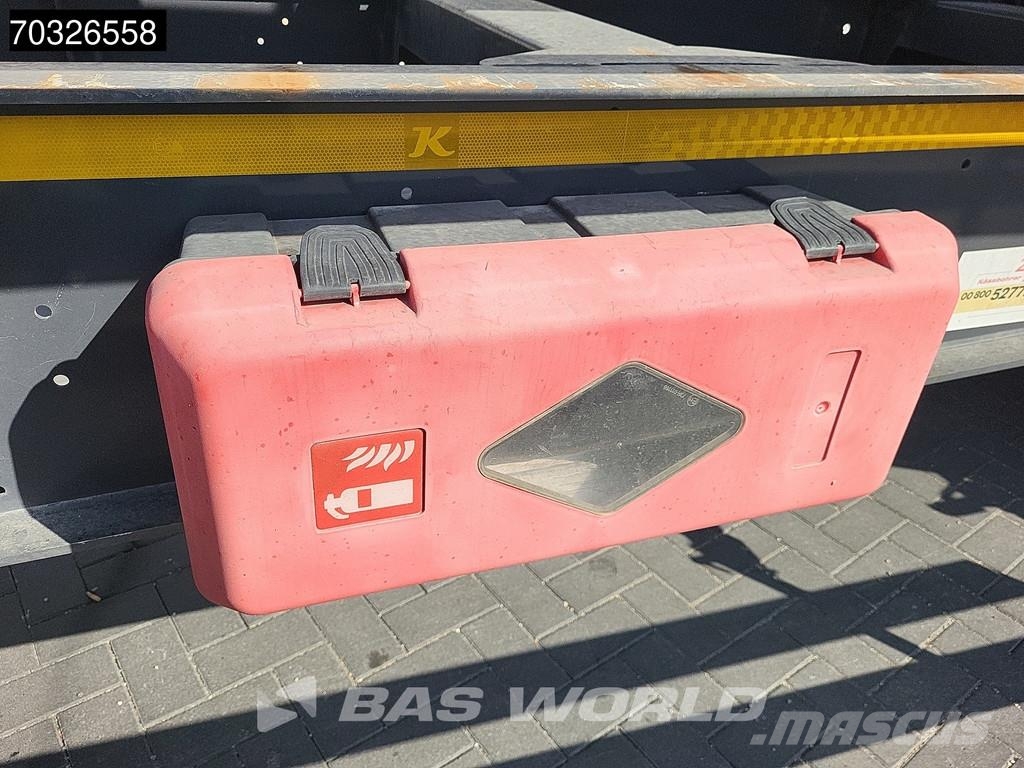 Kässbohrer CS APK 10/26 Lift Axle Stack Containerchassis
