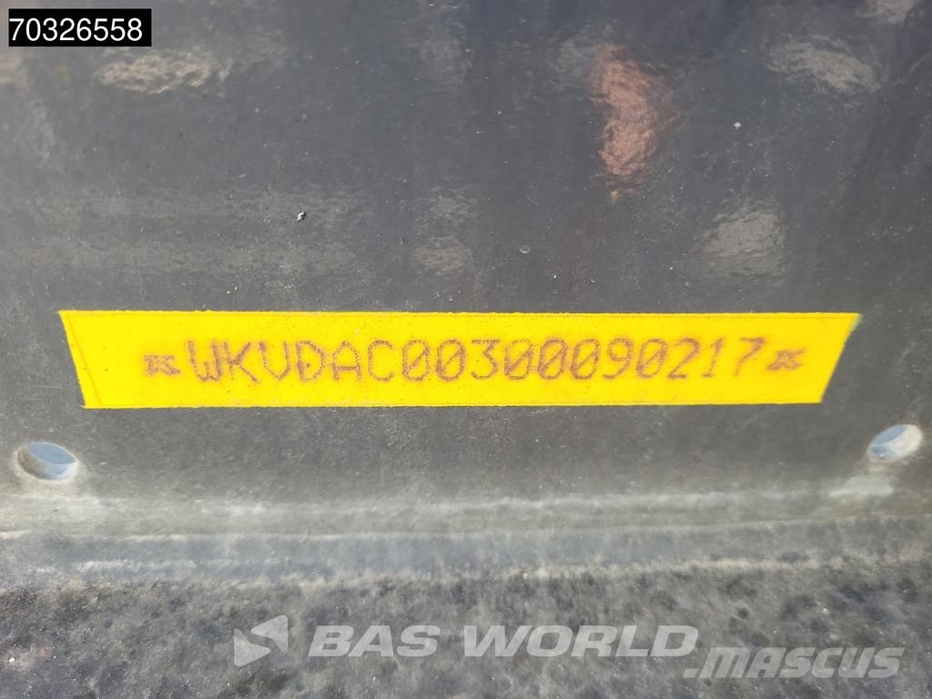 Kässbohrer CS APK 10/26 Lift Axle Stack Containerchassis