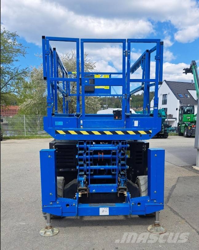 Genie GS 3369 RT  non marking tyres, 12m Škarjaste dvižne ploščadi