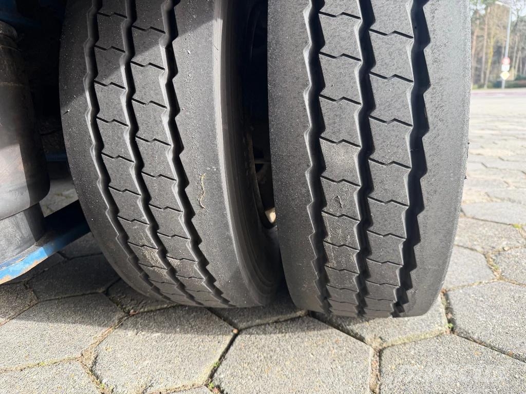 Lintrailers Ramp Puoliperävaunulavetit