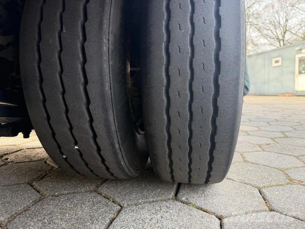 Lintrailers Ramp Puoliperävaunulavetit