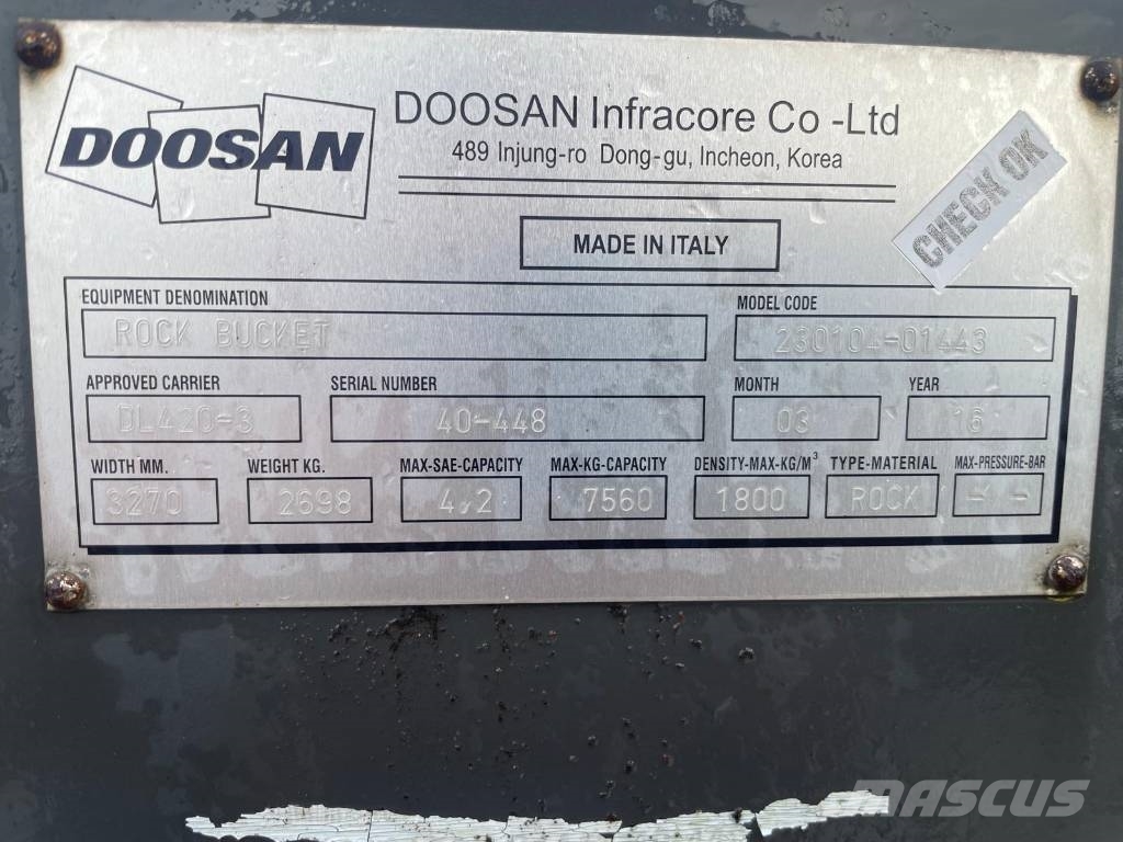 Doosan DL420 ROCK BUCKET Kopad