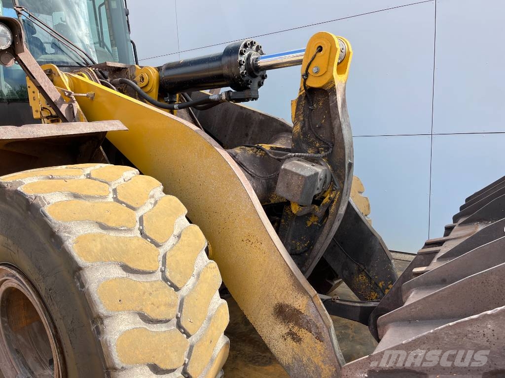 CAT 972M - Automatic Greasing / Camera Φορτωτές με λάστιχα (Τροχοφόροι)