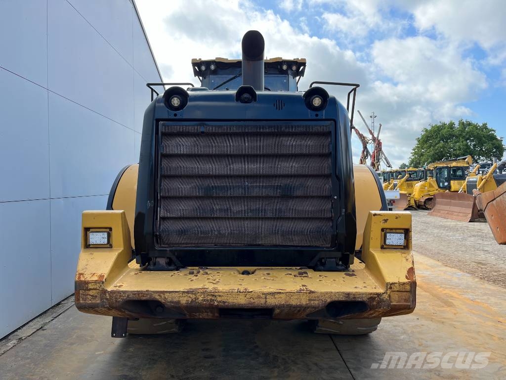 CAT 972M - Automatic Greasing / Camera Φορτωτές με λάστιχα (Τροχοφόροι)