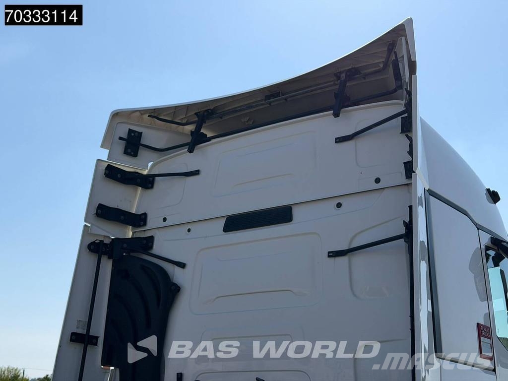 Renault T 460 4X2 Retarder 2xTanks 中古トラクターヘッド | トレーラーヘッド