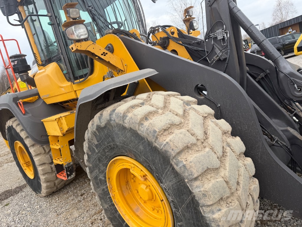 Volvo L 110 H 轮式装载机
