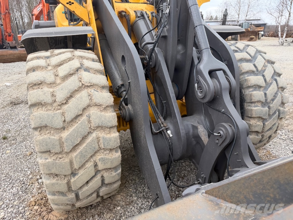Volvo L 110 H 轮式装载机