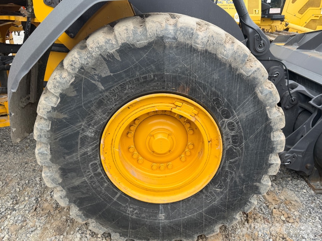 Volvo L 110 H 轮式装载机