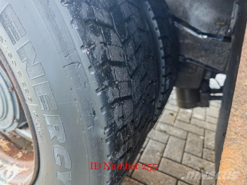 Kalmar TR 618 i 4x4 20 Pieces! Terminalivedukid
