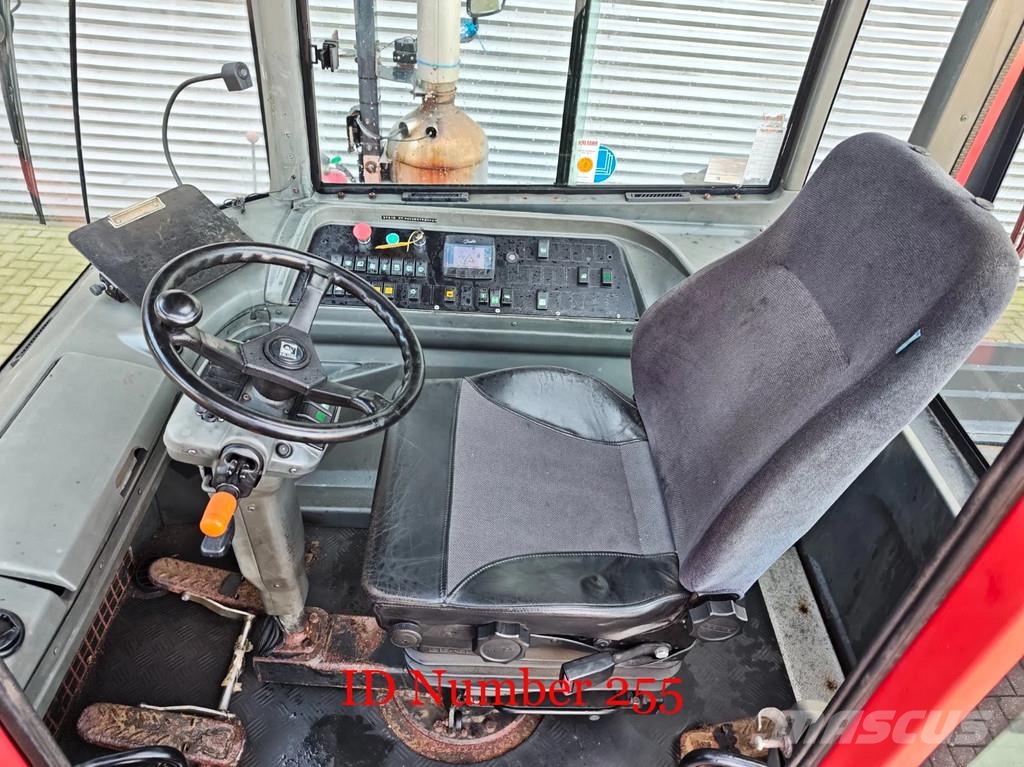Kalmar TR 618 i 4x4 20 Pieces! Terminalivedukid