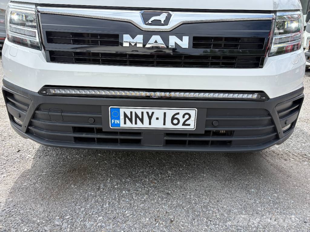 MAN TGE 5.160 Altas Coach Bus 16+1 RWD Väikebussid