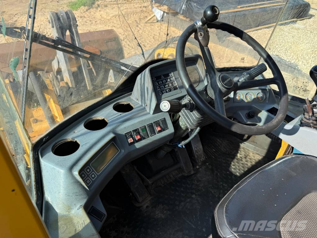 Volvo L 70 C Iekrāvēji uz riteņiem