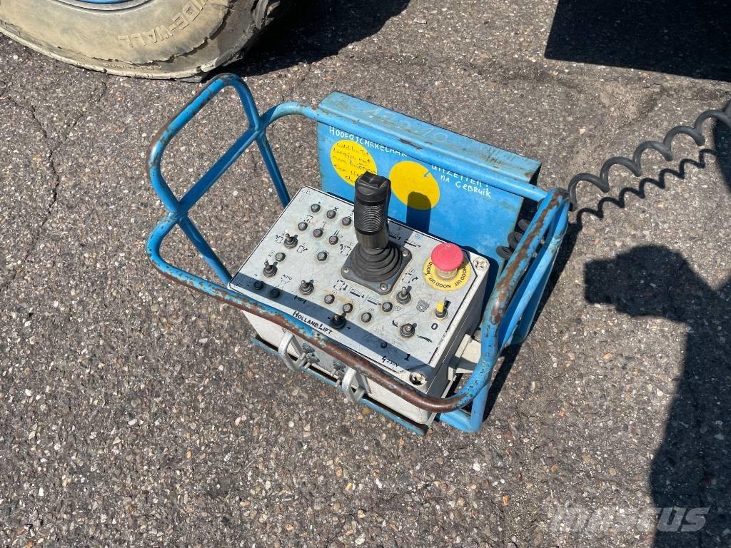 Holland Lift Megastar G-320DL30 4WDS/N | 2006 Elevadores de tesoura