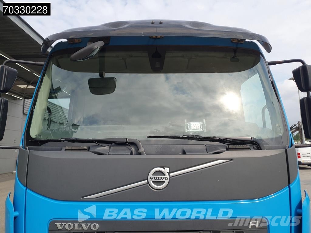 Volvo FL 280 4X2 18tons truck HMF 1120K-RC Crane Kran Fu 平板栏板货车