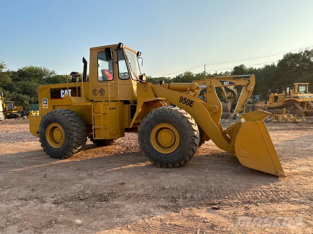 CAT 950 E Naudoti ratiniai krautuvai