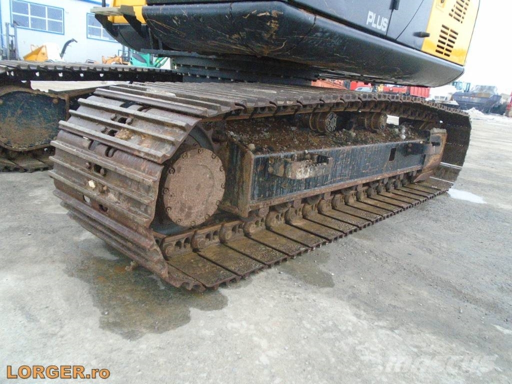 JCB JS 131 LC Rupsgraafmachines