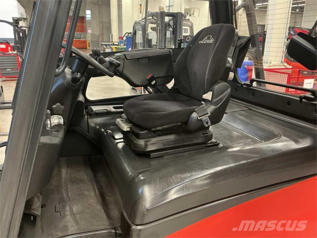 Linde E50HL Elmotviktstruckar