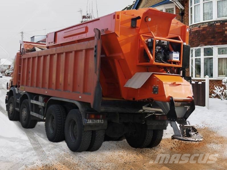 Salt and Sand Spreader TICAB RPS-9000 Bitumen sprayers