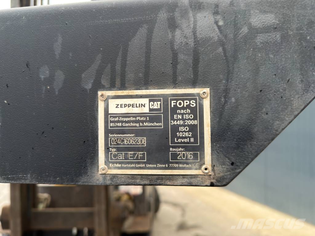 CAT 313E / 320F / 323E / 325F / 329E/ 330F / 336E / 34 Cabins and interior