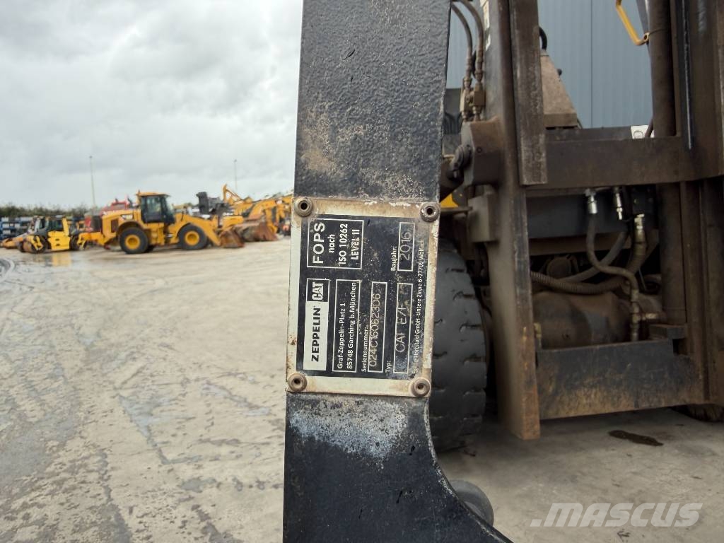 CAT 313E / 320F / 323E / 325F / 329E/ 330F / 336E / 34 Cabins and interior