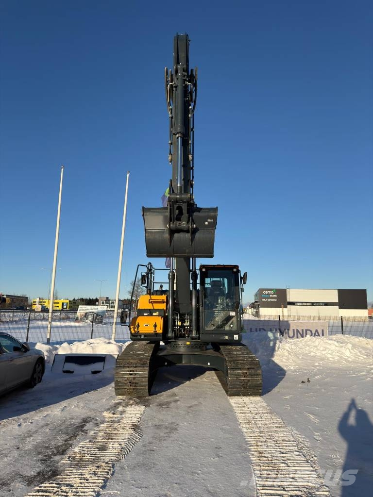 Hyundai HX220AL Excavadoras sobre orugas