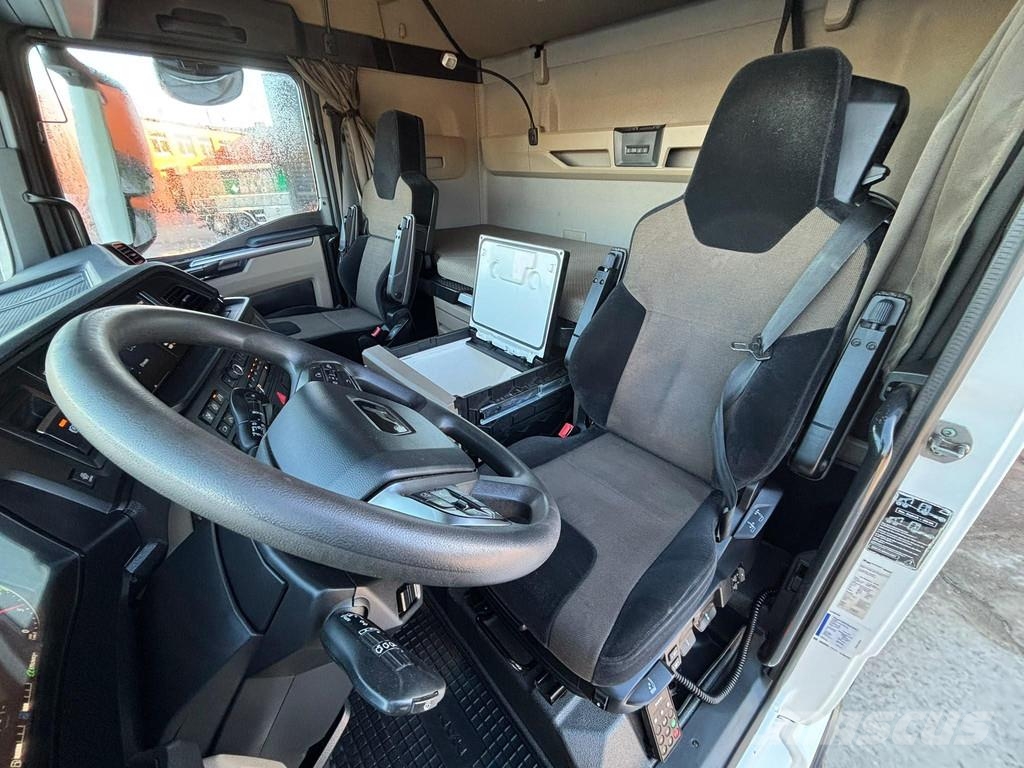 MAN TGX 28.510 6x2 TWIN BED GX CAB / INTARDER / DOUBLE وحدات الجر