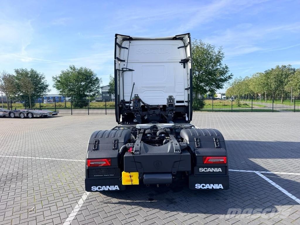 Scania S660 NEW, full air, retarder, stand airco, pto pre Vilcēji